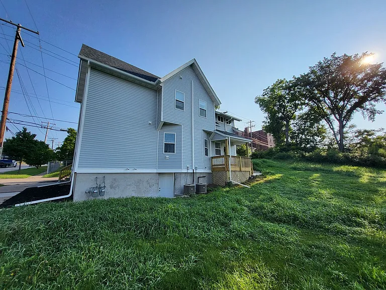613 Pershing Ave — Photo 25