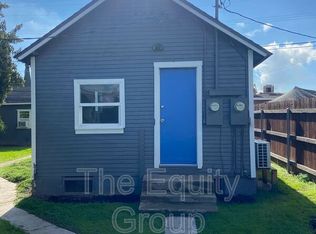 837 E Evening Glow Ave #B, Reedley, CA 93654