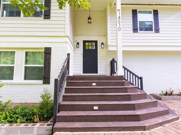 14510 Henry Calfee Dr, Willis, TX 77318