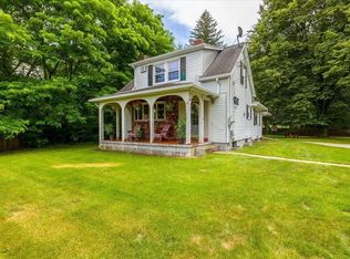 23 Fay St, Chicopee, MA 01020
