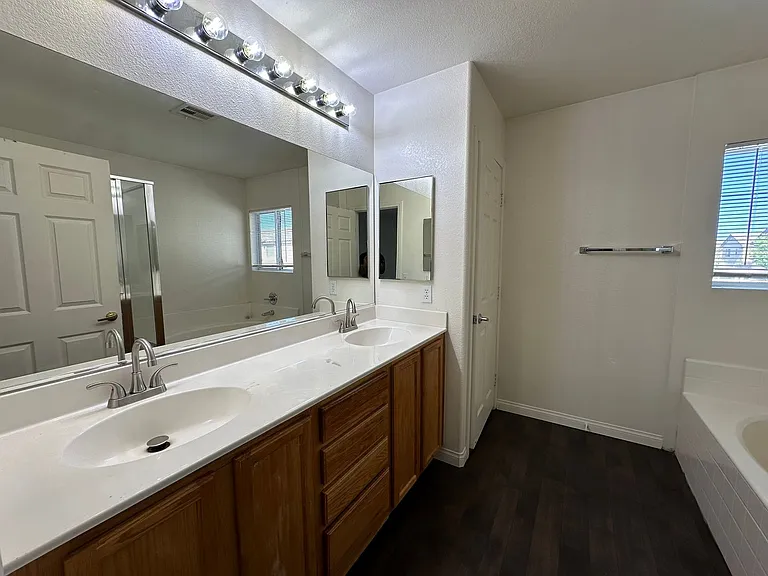 6386 Pronghorn Ridge Ave — Photo 11