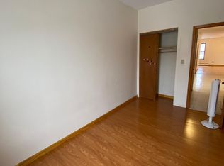 216 Bay 32nd St #2, Brooklyn, NY 11214