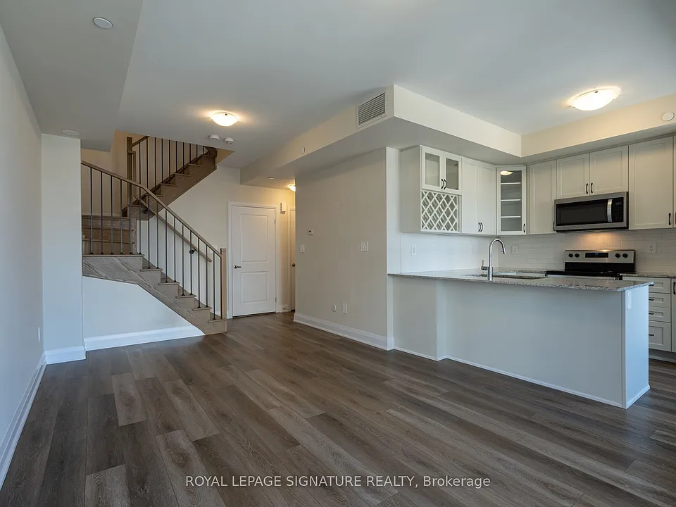 1585 Rose Way #108