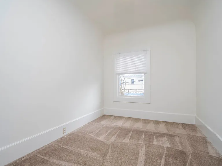 2306 Union St — Photo 11