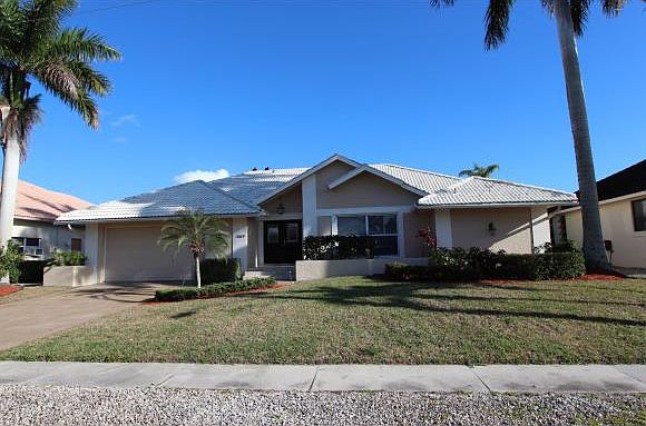 1st image of 1869 Woodbine Ct