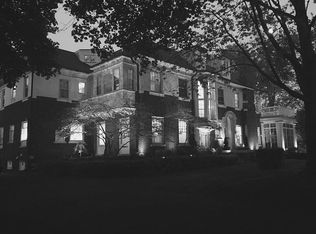 24 Beverly Rd, Grosse Pointe Farms, MI 48236