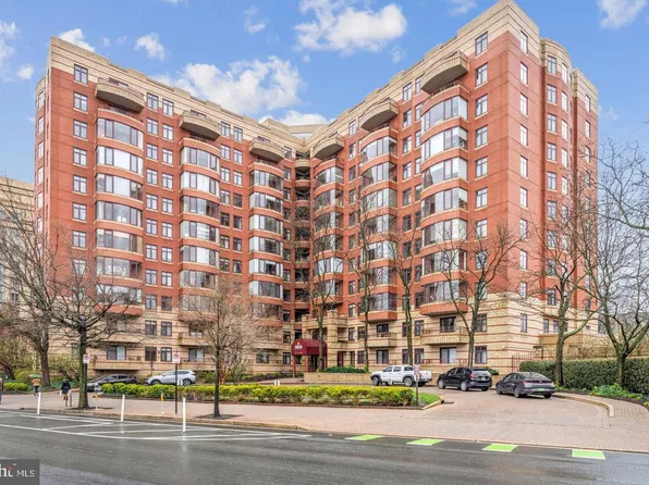 2400 Clarendon Blvd APT 1015, Arlington, VA 22201