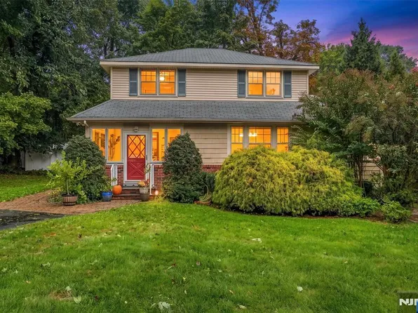 149 W Grand Avenue, Montvale, NJ 07645