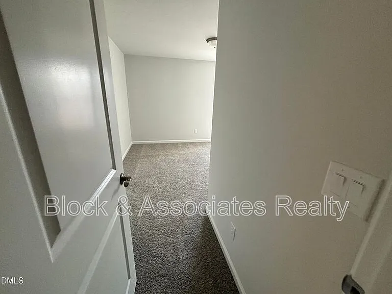 3230 Pelican Ln — Photo 40