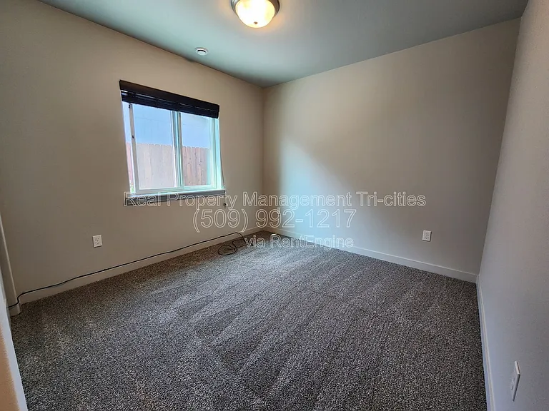 406 Dawson Ln — Photo 4