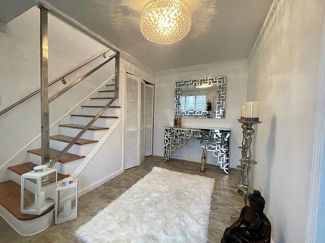 1st image of 38 Ivy Pl Floor 2