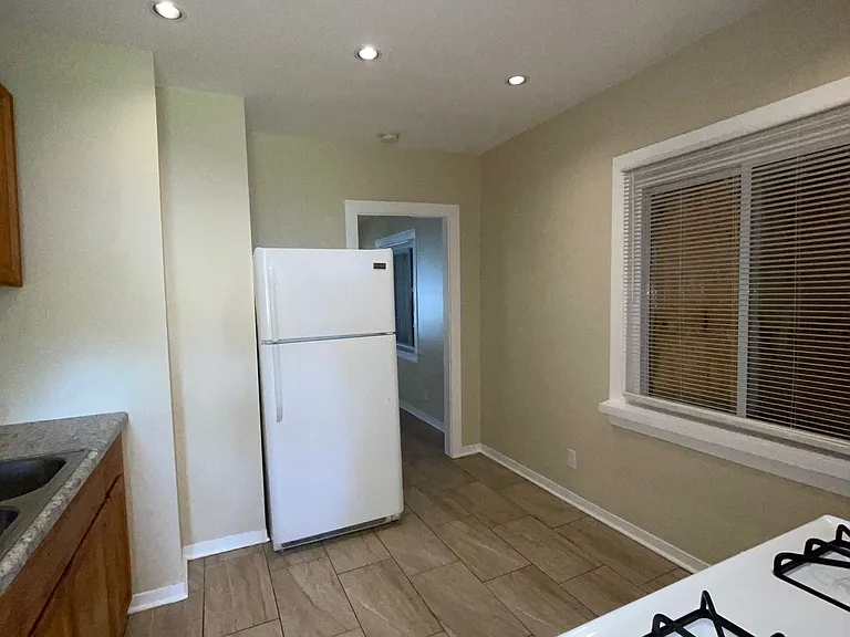 3234 Gabriel Ave — Photo 6