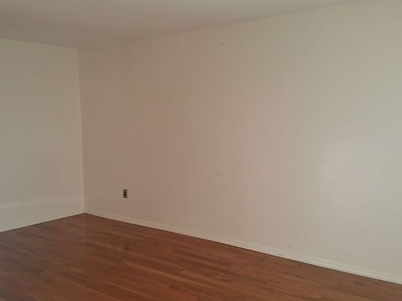 5th image of 24016 70th Ave #3