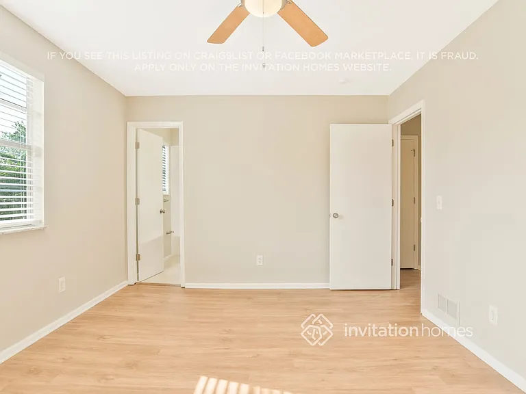 4051 Woodsong Dr — Photo 15