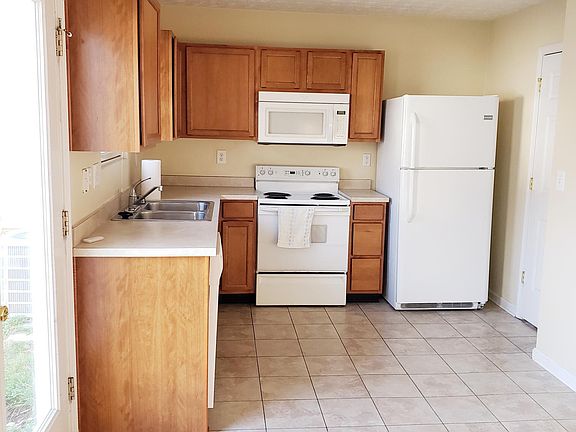 2nd image of 7213 Black Mountain Dr