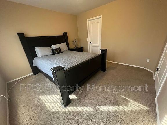 4th image of 27314 N 65th Dr