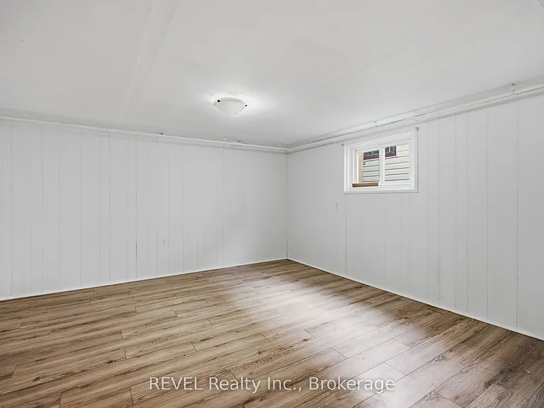 76 Chestnut St #2 — Photo 10