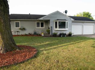 109 Pleasant Dr, Hudson, IA 50643