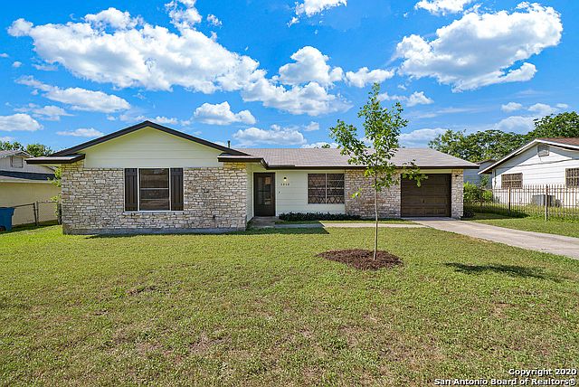 1st image of 5858 Castle Brook Dr