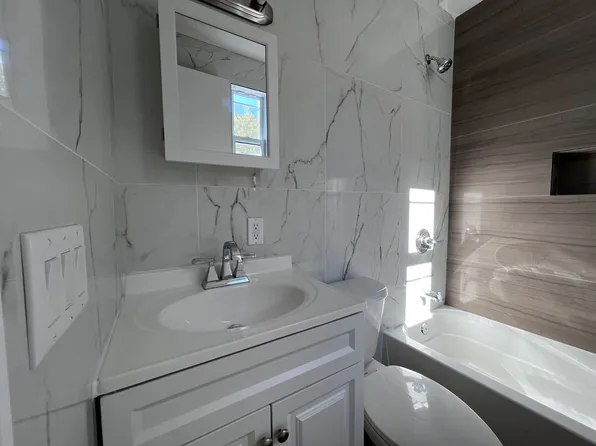 409 41st Street image 11 of 13