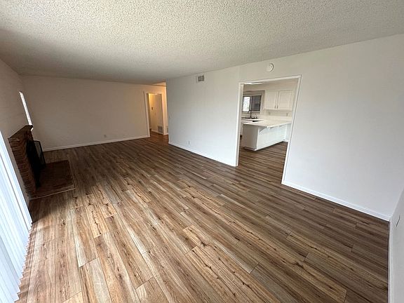 4th image of 8460 Hollister St
