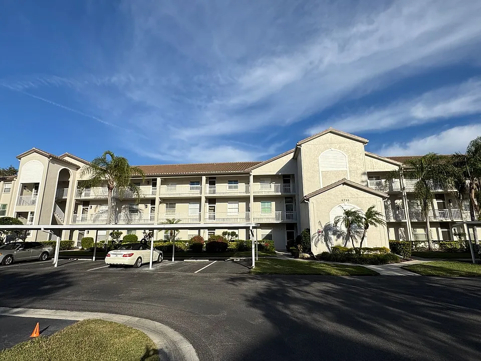 8735 Olde Hickory Ave #8306