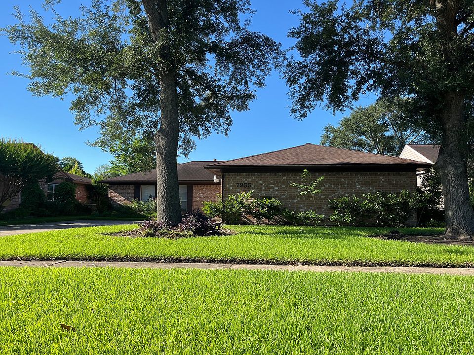 1st image of 7955 Fawn Terrace Dr