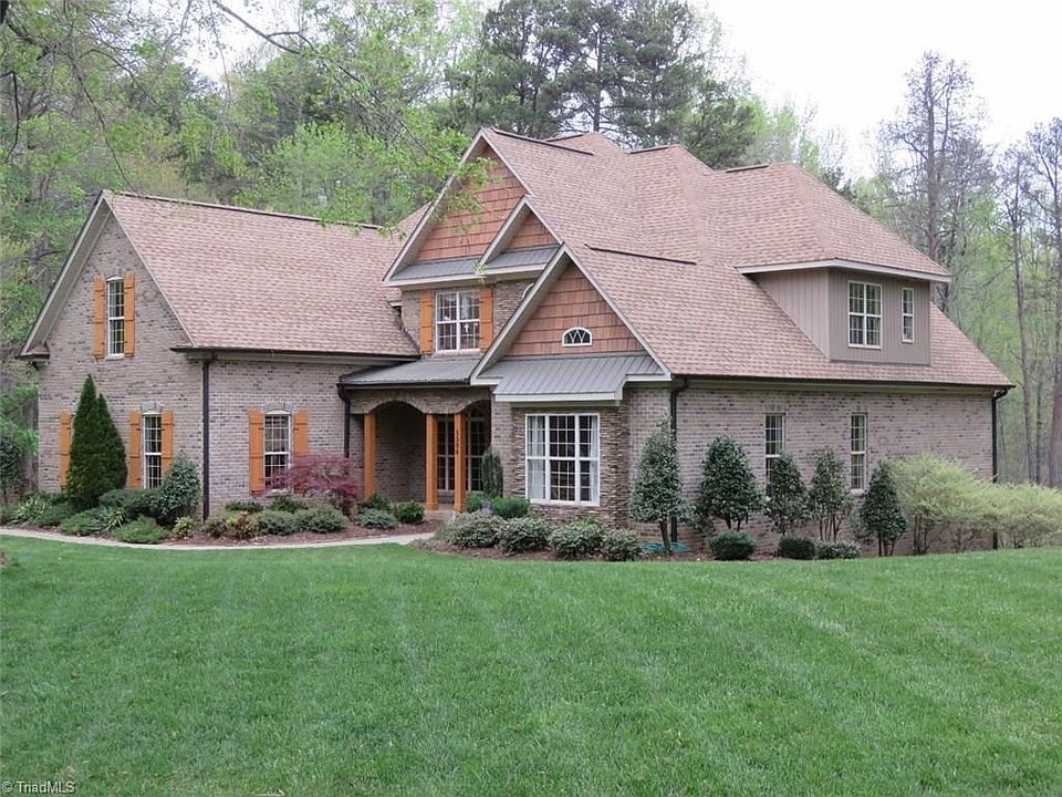 2nd image of 5506 Francisco Dr
