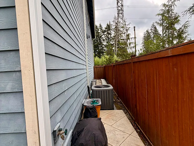 17924 42nd Ave SE — Photo 4