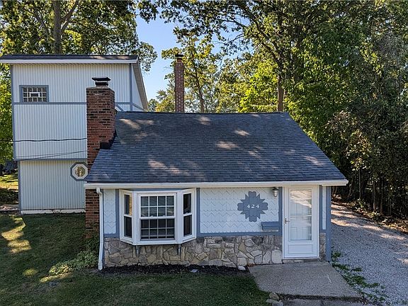 4th image of 424 E 319th St