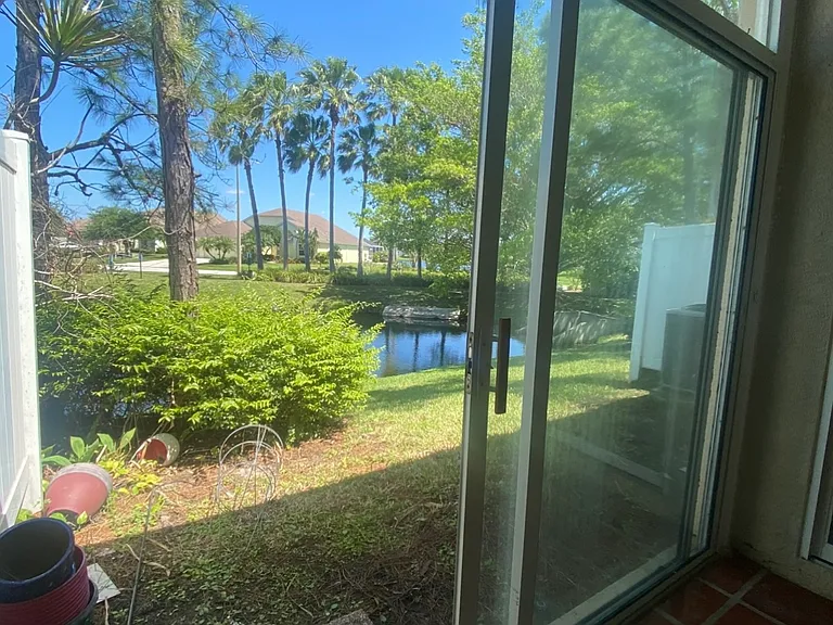 639 Vallance Way NE — Photo 36