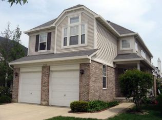 2421 Sweetbriar Ln, Westchester, IL 60154