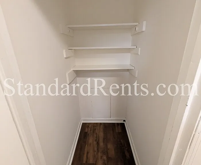 8121 Winewood Way — Photo 5