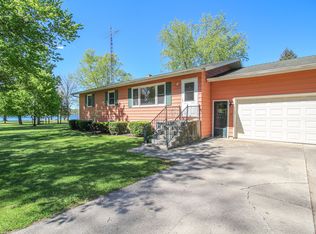 57436 Gearharts Landing Rd, Three Rivers, MI 49093