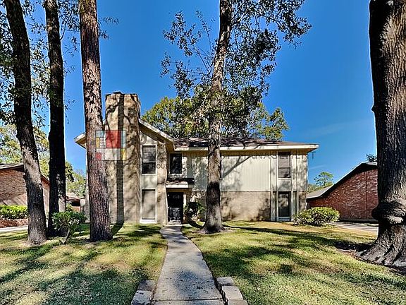 2nd image of 3803 Hill Springs Dr