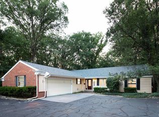 6645 N Rustic Oak Ct, Peoria, IL 61614