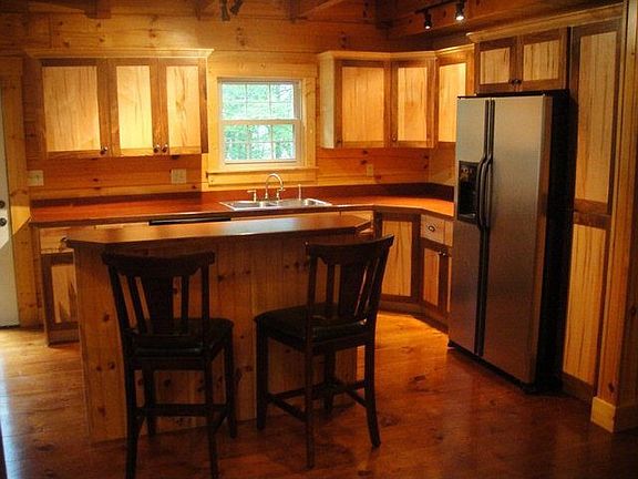 3rd image of 260 Timbercrest Trl