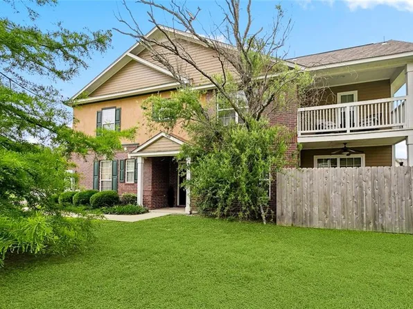 140 White Heron Dr, Madisonville, LA 70447