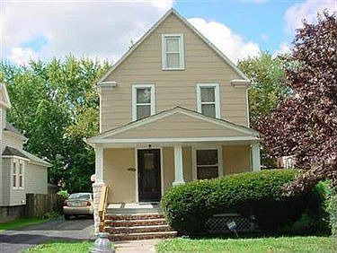 1st image of 4130 E 136th St