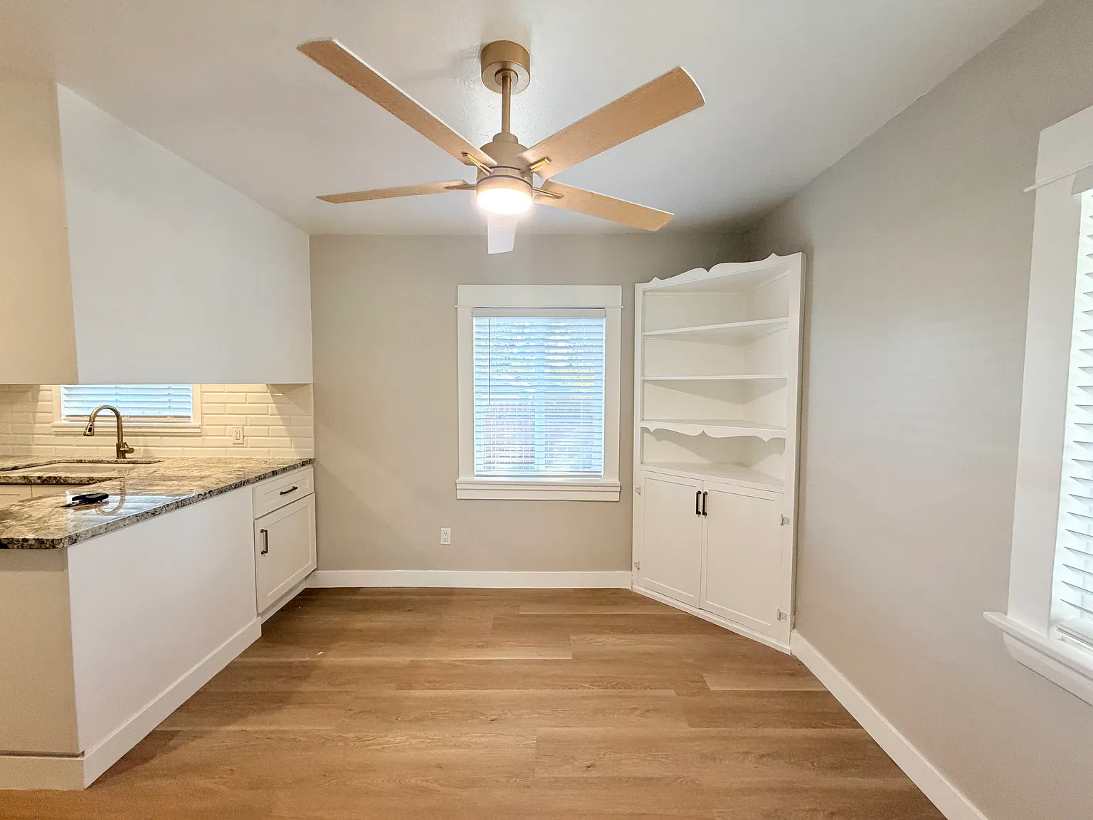 3 bed, 1003 sqft, $3,000 — Photo 3