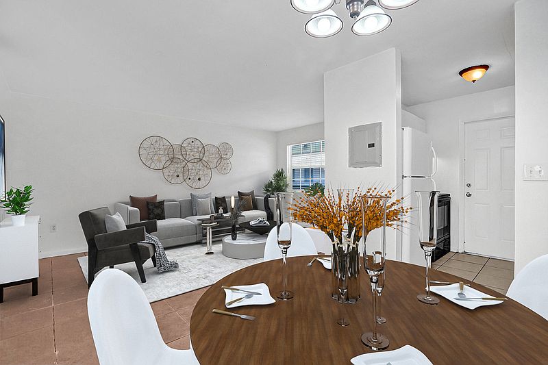 1st image of 447 NE 125th St #22