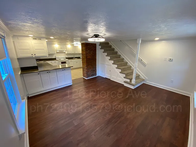 126 Pierce Ave — Photo 6