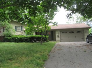 60 Tioga Dr, Rochester, NY 14616