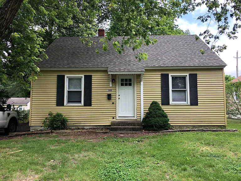 1502 Rose Dr — Photo 1