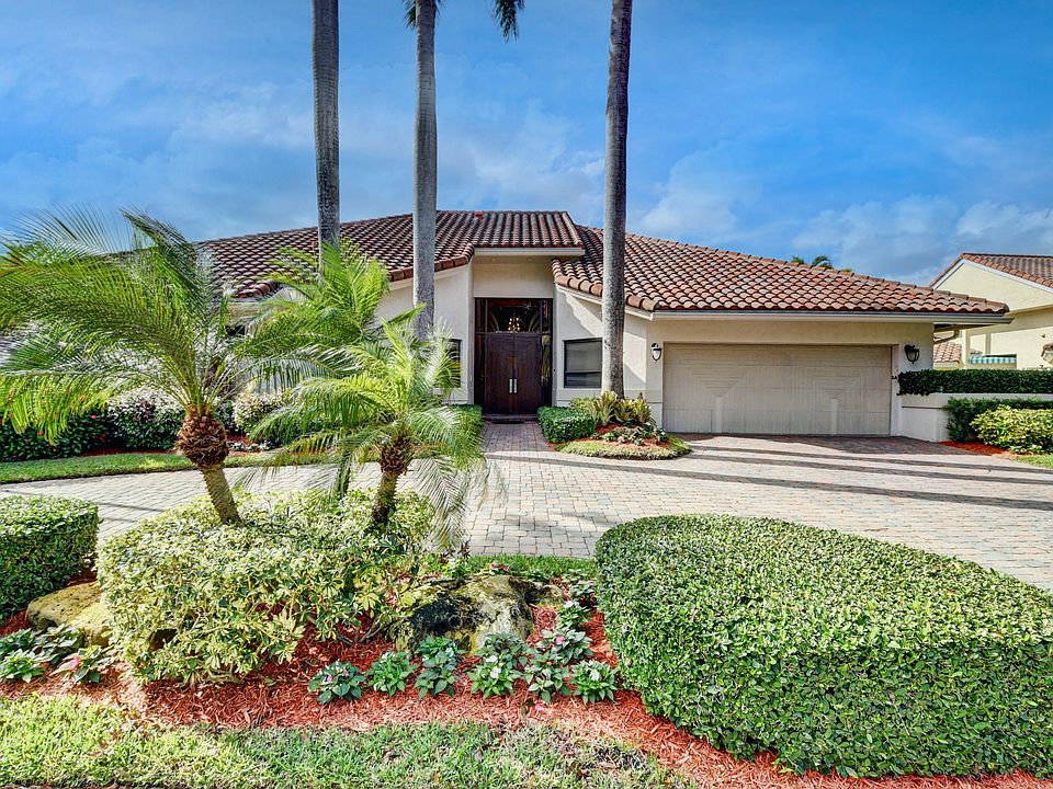 Home For Sale In Broken Sound Country Club