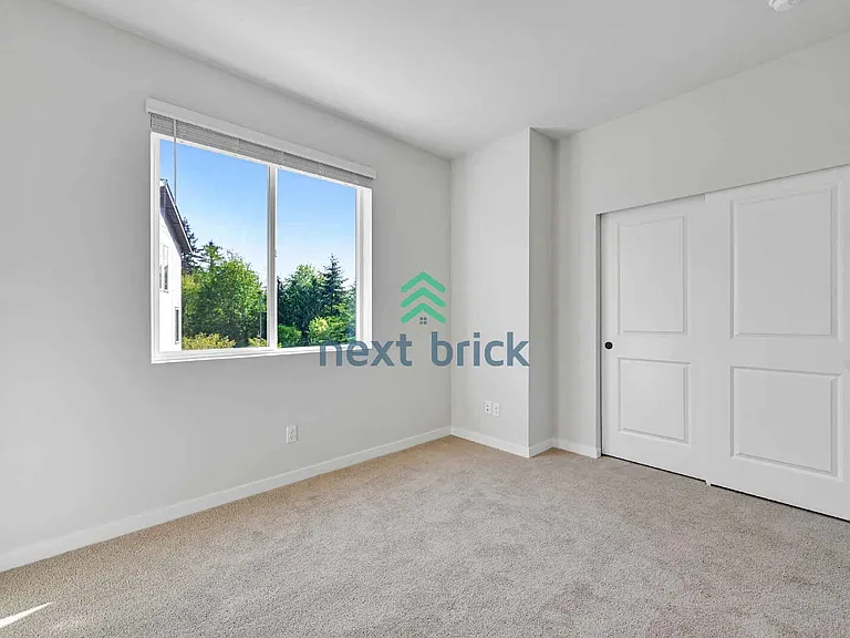 16723 Alderwood Mall Pkwy #A8 — Photo 6