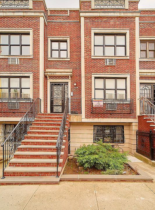 1st image of 114 Pulaski St #1
