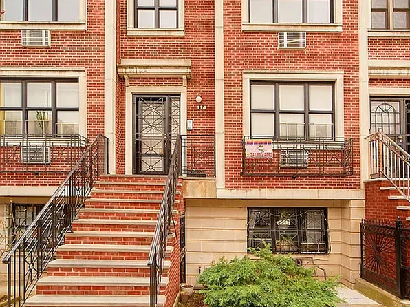 114 Pulaski Street image 1 of 6
