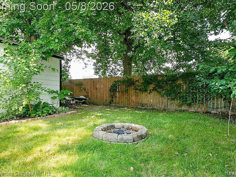 2716 Ardmore Ave — Photo 30