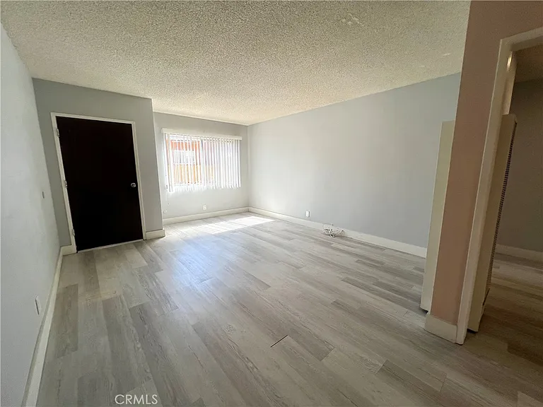 12706 Kornblum Ave #C — Photo 4